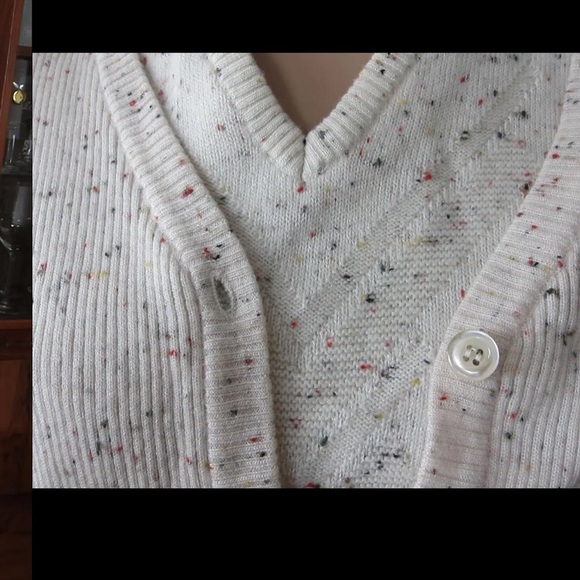 Beautiful 70’s Vintage Italian Confetti Wool Blend Sweater, Tank and skirt - Picture 8 of 10